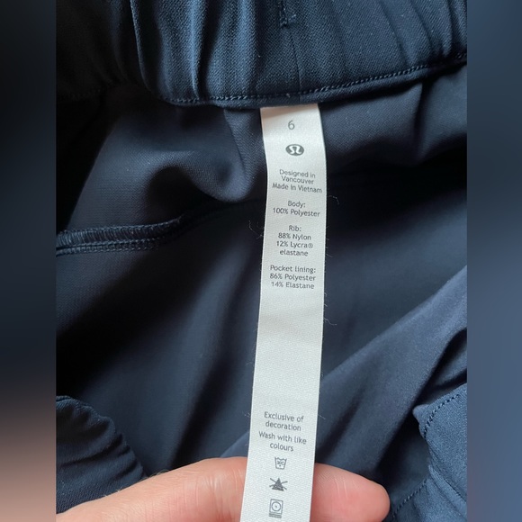 Lululemon On The Fly Jogger - Picture 6 of 7